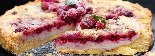 Hindbrtrte med proteincreme