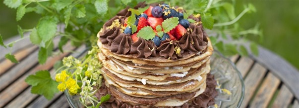 Pandekagekage med citron, ristet kokos & chokoladefrosting